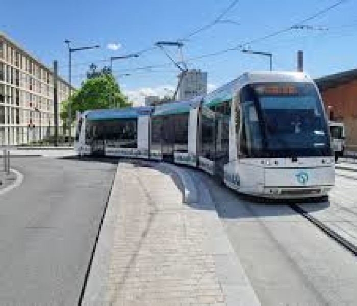 Il tram, un mezzo sostenibile ed efficiente
