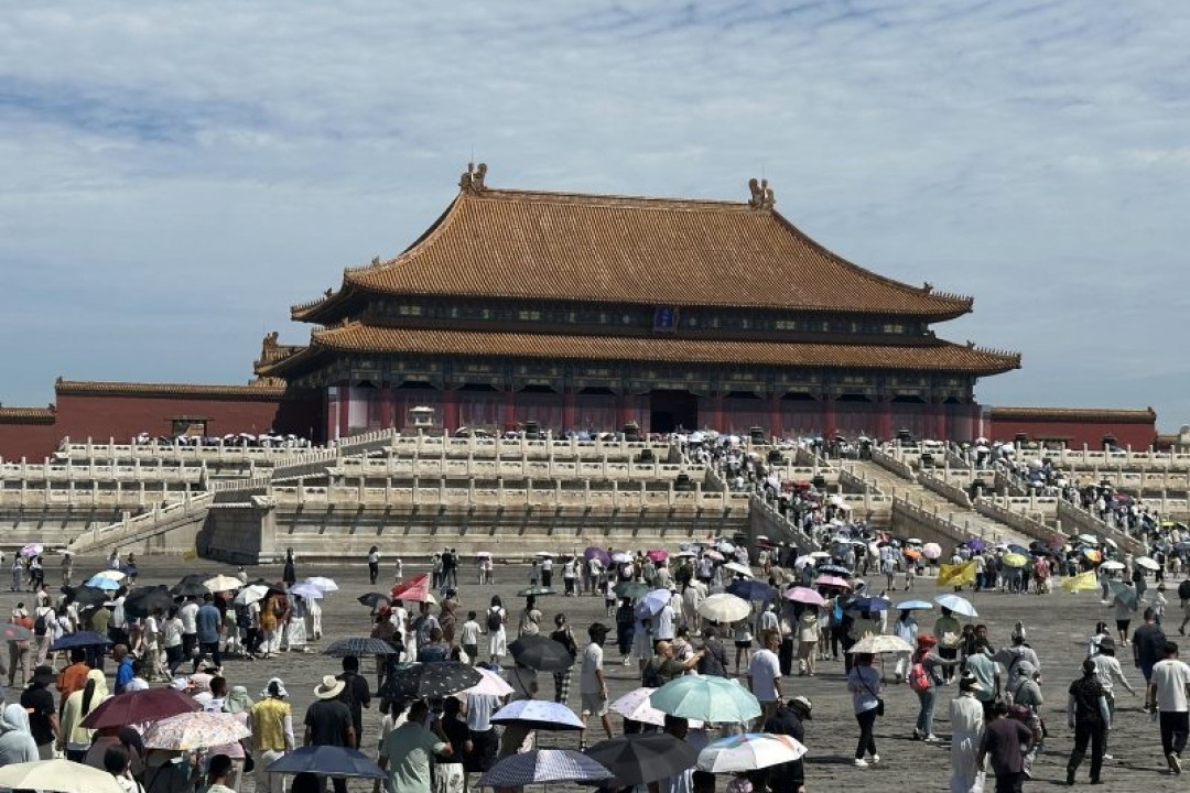 Cina da scoprire. Viaggio in un paese immenso e misterioso.