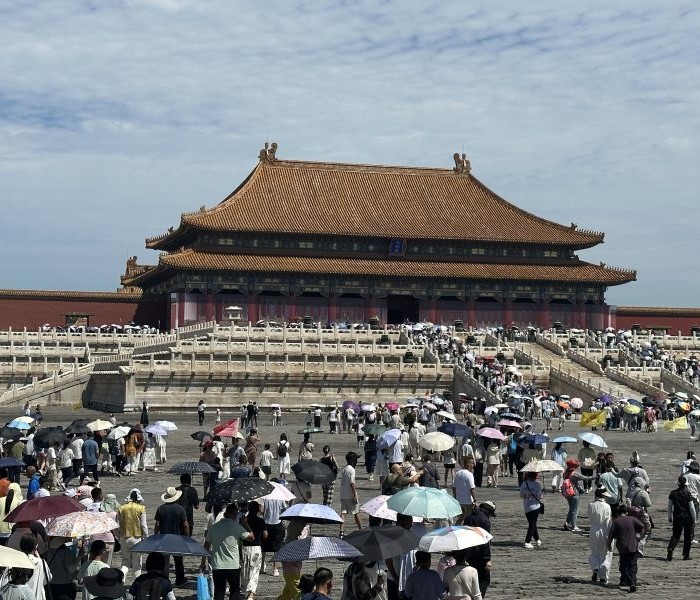 Cina da scoprire. Viaggio in un paese immenso e misterioso.